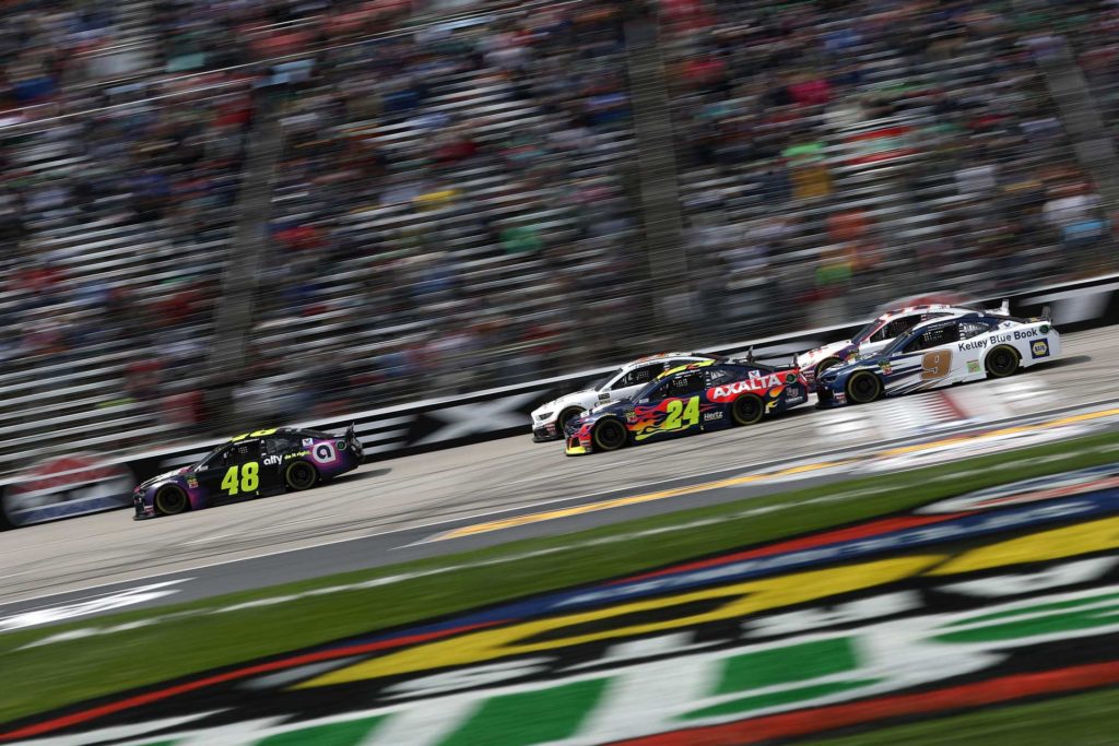 Jimmie Johnson leads Hendrick Motorsports teammates William Byron and Chase Elliott in the O'Reilly Auto Parts 500 at Texas Motor Speedway.